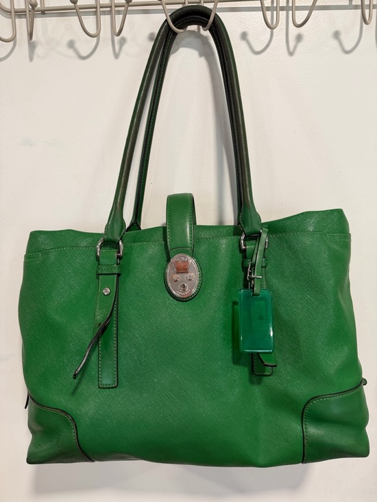 Tumi Handbags - Tumi Green Handbag with Silver tone hardware and leather trim.